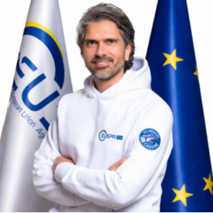 Stefan Schneider